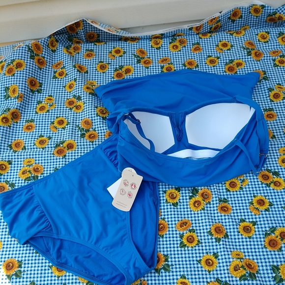 Tommy Bahama Blue Women's Swimsuit - Picture 11 of 11